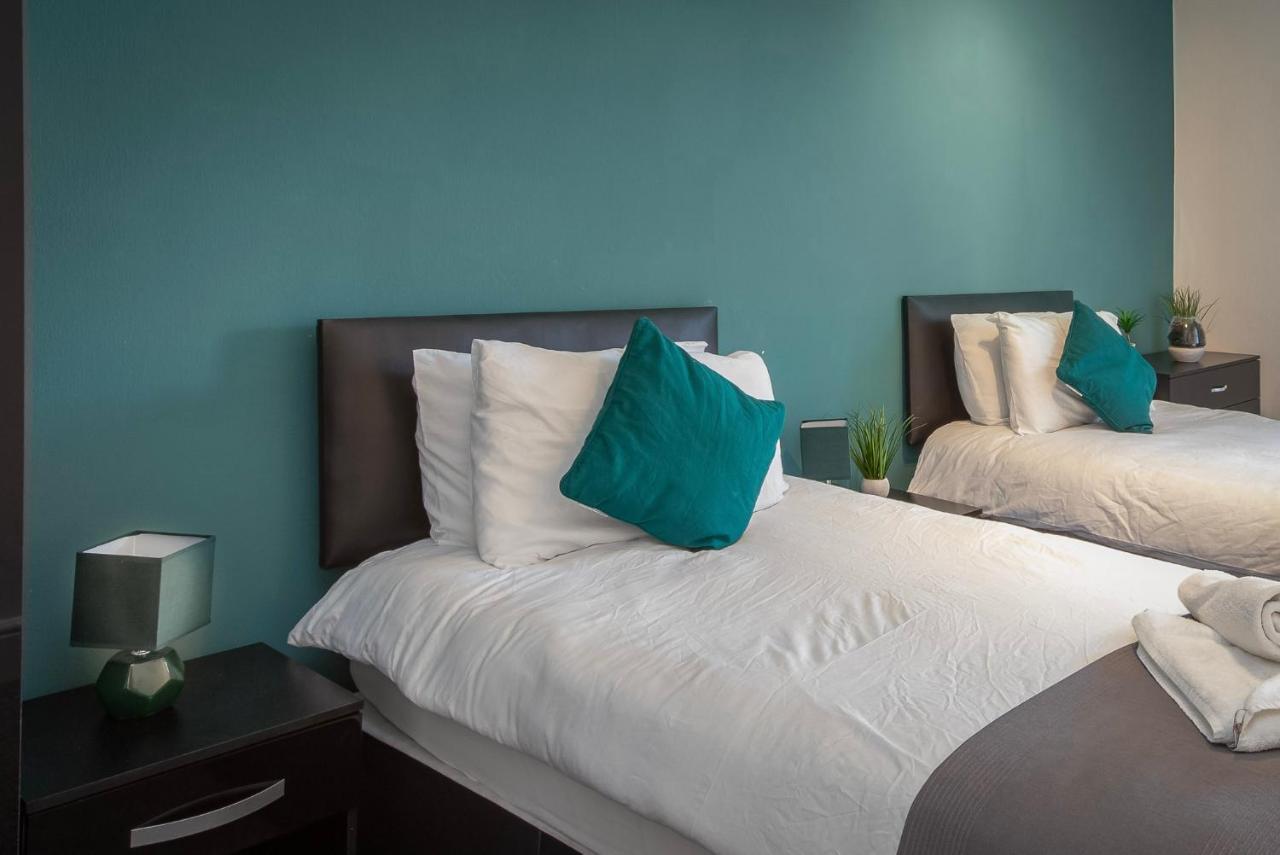 03 Springfield - Sleeps 4 Apartment Blackpool Bagian luar foto